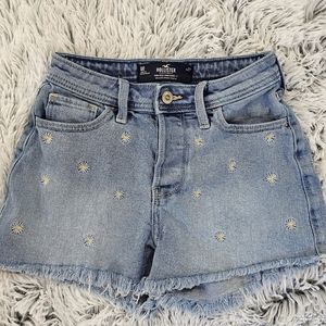 Hollister High-Rise Mom Short Daisy Print 3" inseam Button Fly size 00 or 23